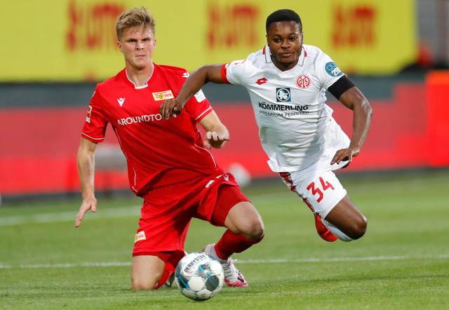 抢断都存在 抢断都存在