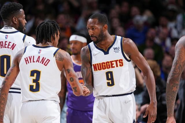 对高区速球 对高区速球